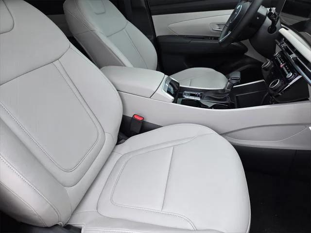 new 2025 Hyundai Tucson car, priced at $33,199
