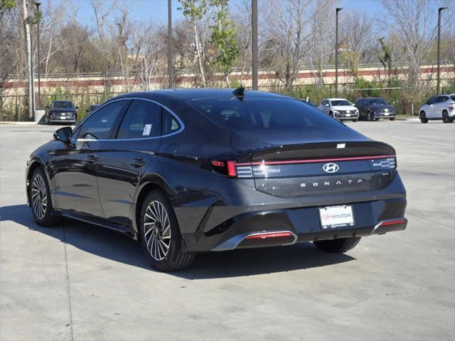 new 2025 Hyundai Sonata Hybrid car, priced at $38,577