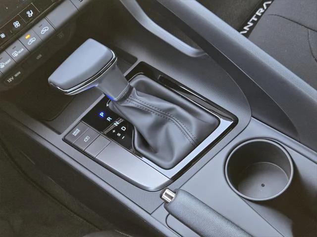 new 2025 Hyundai Elantra car, priced at $22,772