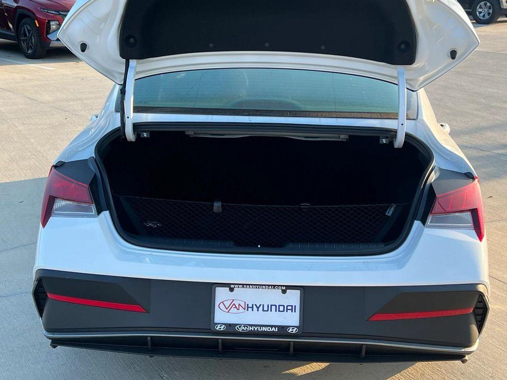 new 2025 Hyundai Elantra car, priced at $24,283