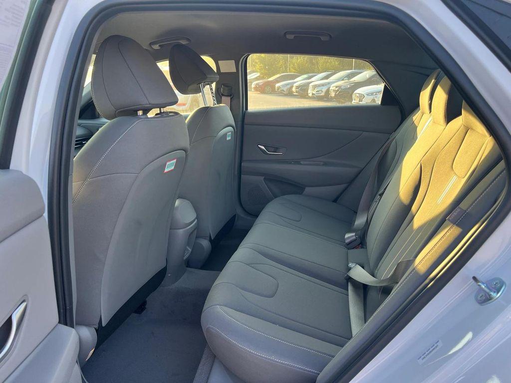 new 2025 Hyundai Elantra car, priced at $24,283