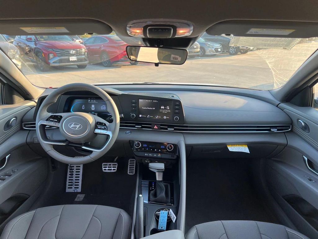 new 2025 Hyundai Elantra car, priced at $24,283