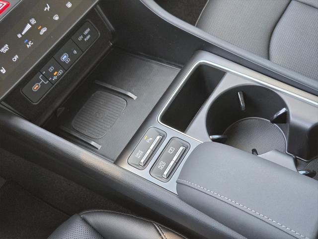 new 2025 Hyundai Sonata Hybrid car, priced at $37,340