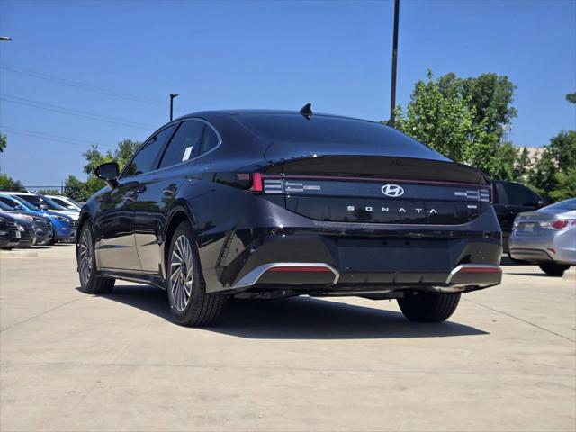new 2025 Hyundai Sonata Hybrid car, priced at $37,340