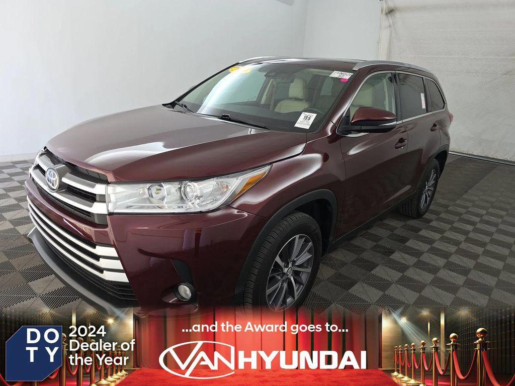 used 2019 Toyota Highlander car, priced at $26,574