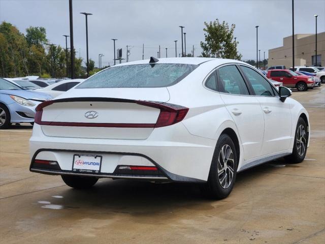 used 2022 Hyundai Sonata Hybrid car, priced at $24,714