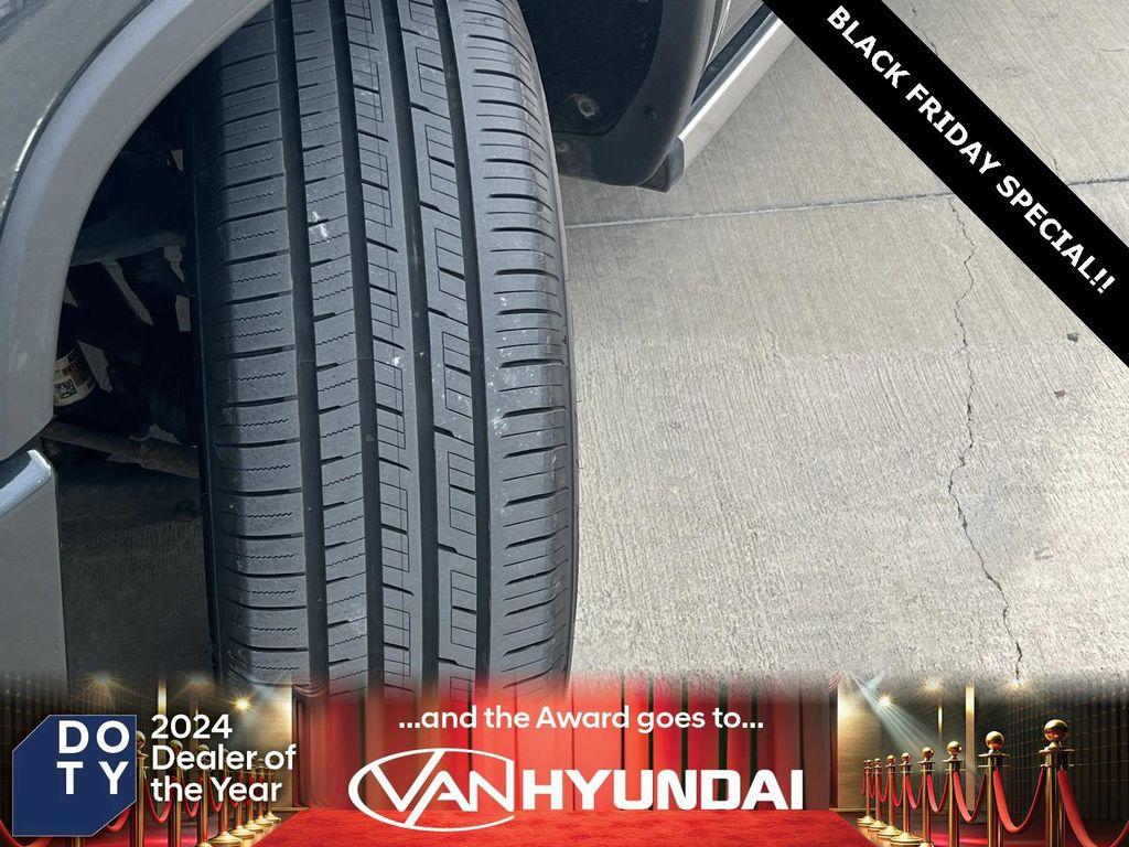 used 2018 GMC Sierra 1500 car, priced at $33,644