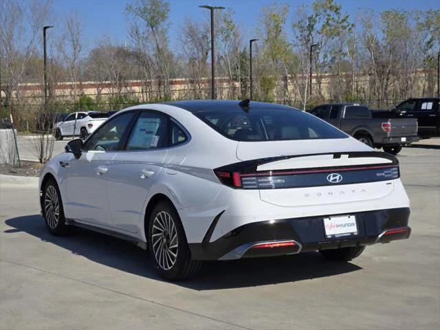 new 2025 Hyundai Sonata Hybrid car, priced at $38,987