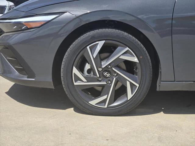 new 2025 Hyundai Elantra car, priced at $26,307