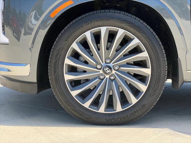 used 2024 Hyundai Palisade car, priced at $43,448