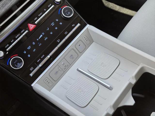 new 2025 Hyundai SANTA FE HEV car, priced at $43,455