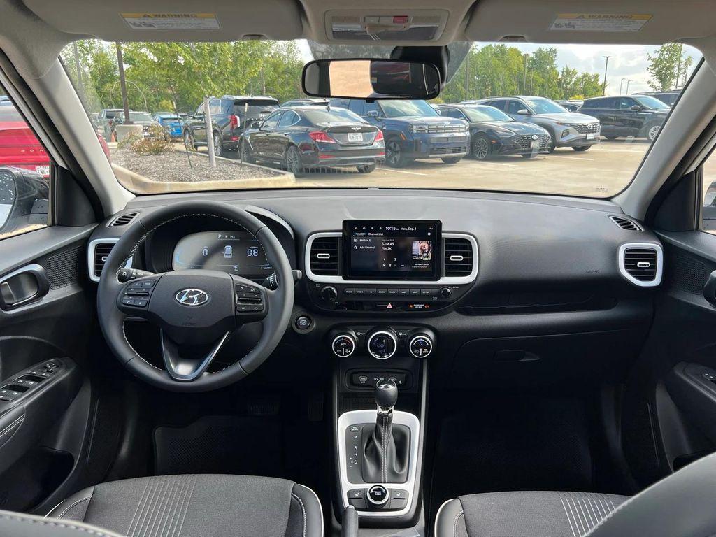 new 2025 Hyundai Venue car, priced at $25,029