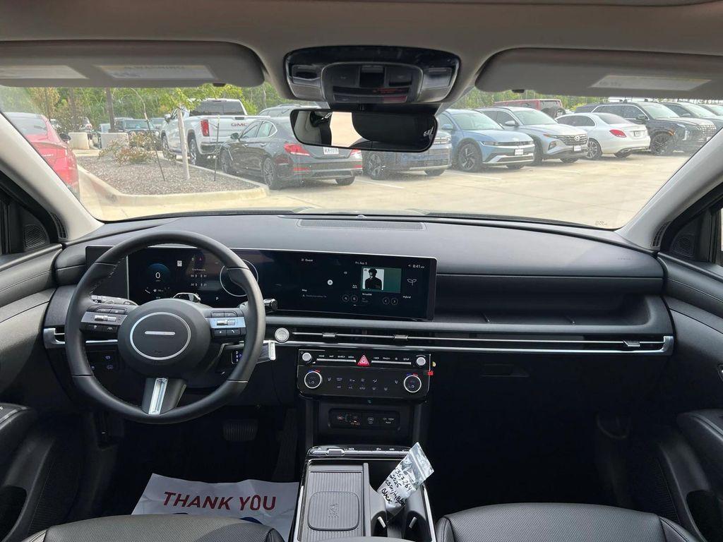 new 2025 Hyundai TUCSON Hybrid car, priced at $33,924