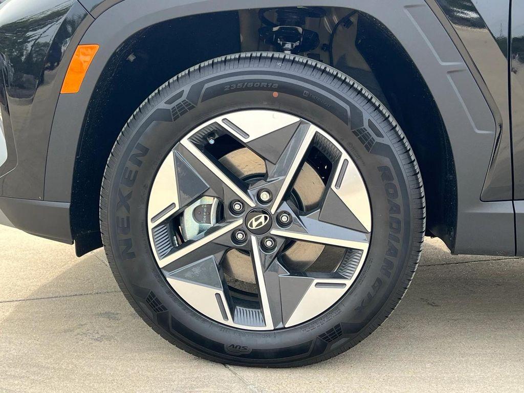 new 2025 Hyundai TUCSON Hybrid car, priced at $33,924