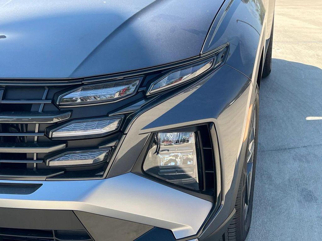 new 2025 Hyundai TUCSON Hybrid car, priced at $35,462