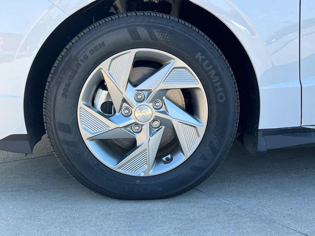 new 2025 Hyundai Sonata car, priced at $25,978