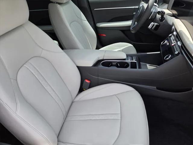new 2025 Hyundai Sonata Hybrid car, priced at $37,340