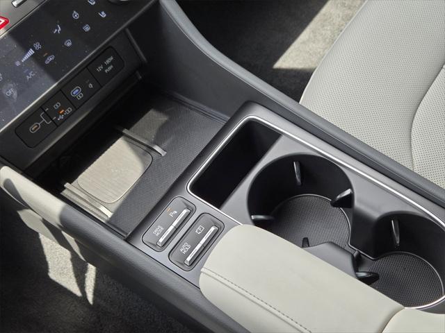 new 2025 Hyundai Sonata Hybrid car, priced at $37,340