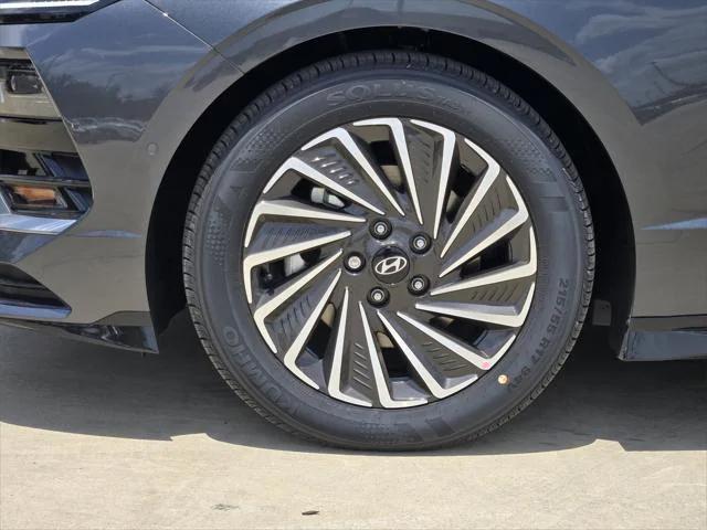 new 2025 Hyundai Sonata Hybrid car, priced at $37,340