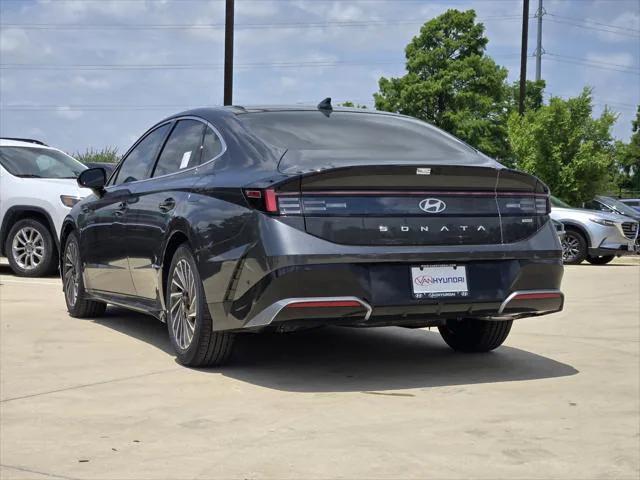 new 2025 Hyundai Sonata Hybrid car, priced at $37,340