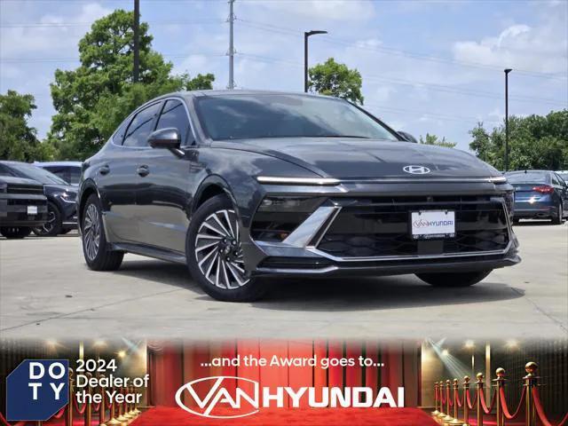 new 2025 Hyundai Sonata Hybrid car, priced at $37,340