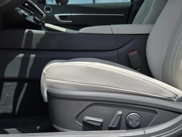 new 2025 Hyundai Sonata Hybrid car, priced at $37,340