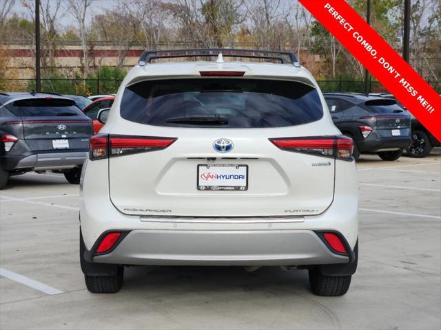 used 2021 Toyota Highlander Hybrid car, priced at $33,998