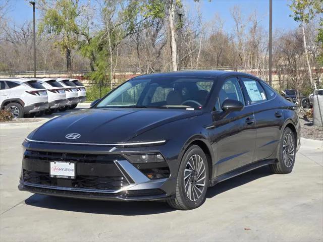 new 2025 Hyundai Sonata Hybrid car, priced at $38,495