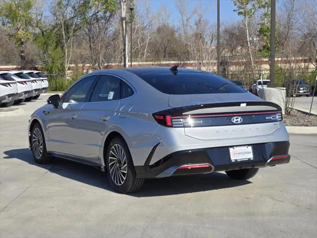 new 2025 Hyundai Sonata Hybrid car, priced at $38,495