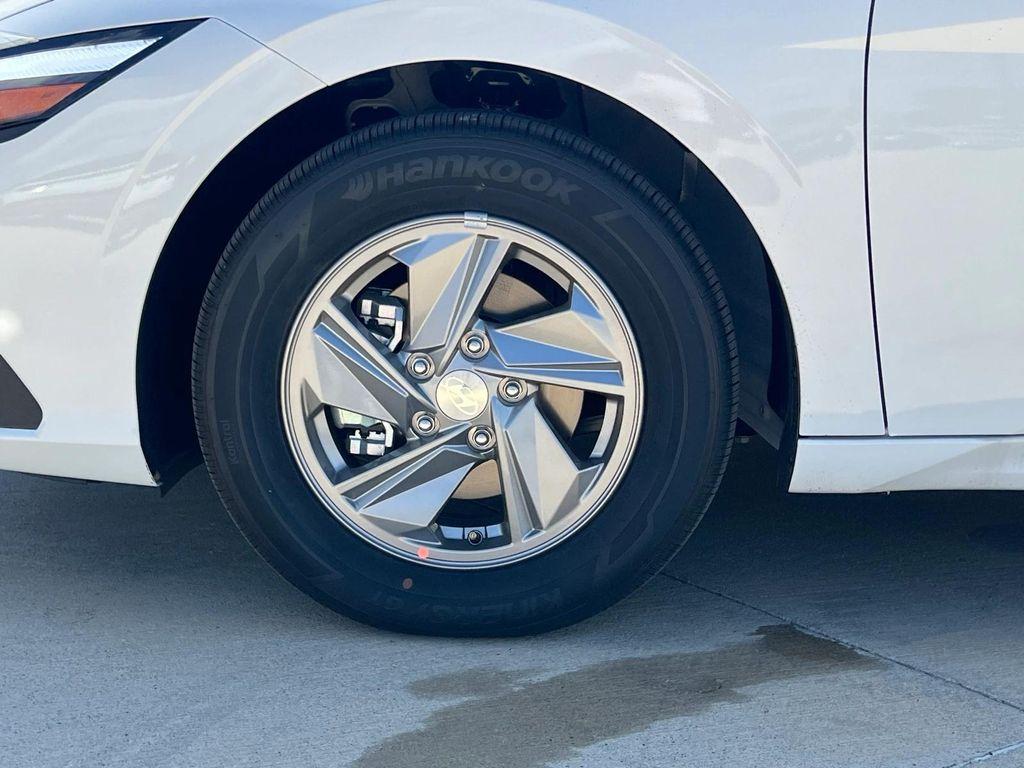 new 2025 Hyundai Elantra car, priced at $22,926