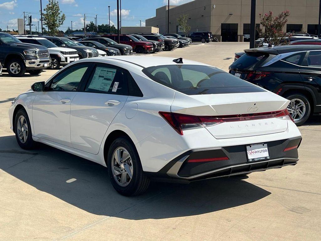 new 2025 Hyundai Elantra car, priced at $22,926