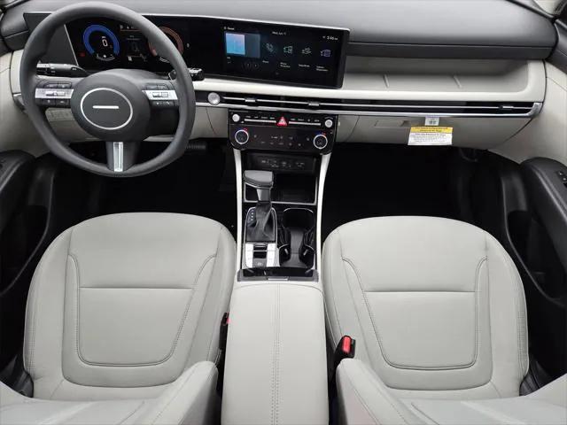 new 2025 Hyundai Tucson car, priced at $30,178