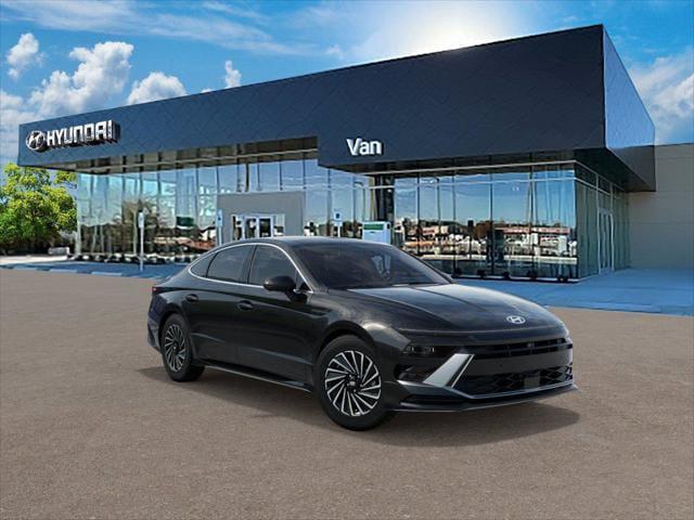 new 2025 Hyundai Sonata Hybrid car, priced at $37,840