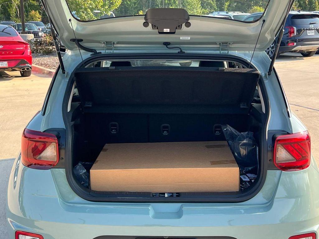 new 2025 Hyundai Venue car, priced at $25,016