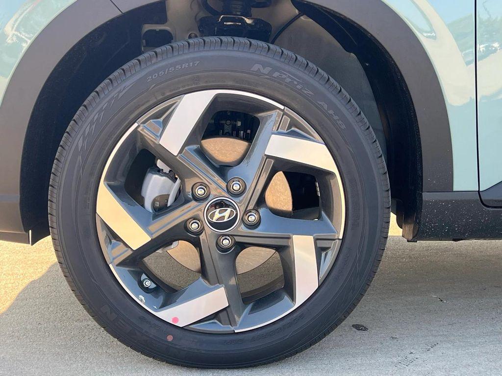 new 2025 Hyundai Venue car, priced at $25,016