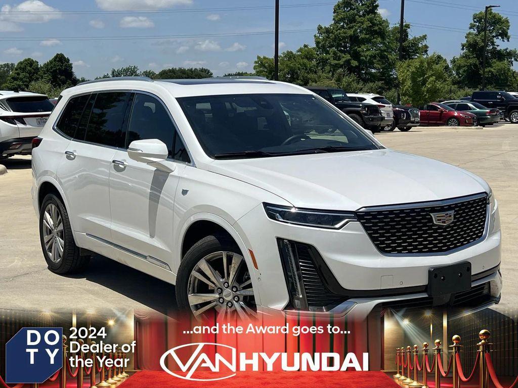 used 2022 Cadillac XT6 car, priced at $30,988