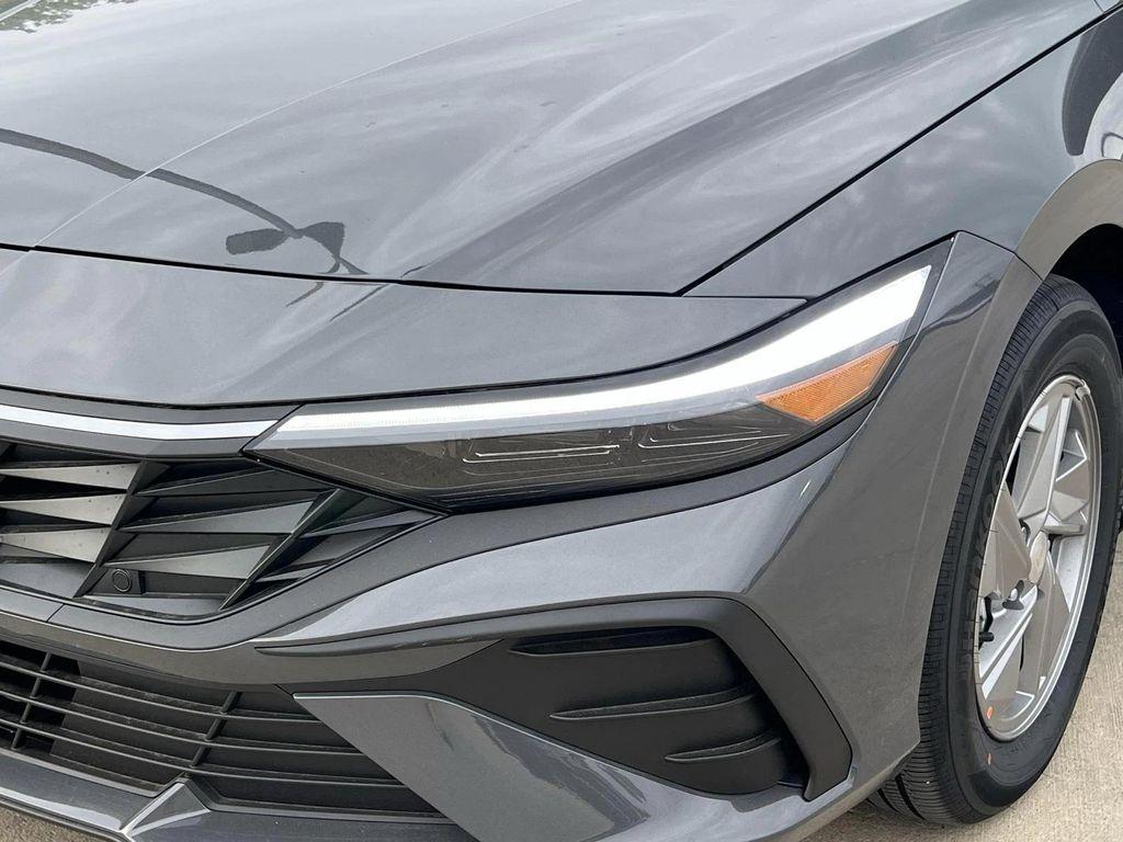 new 2025 Hyundai Elantra car, priced at $22,437