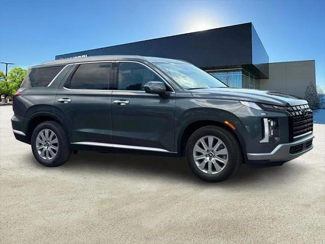 new 2025 Hyundai Palisade car, priced at $39,881