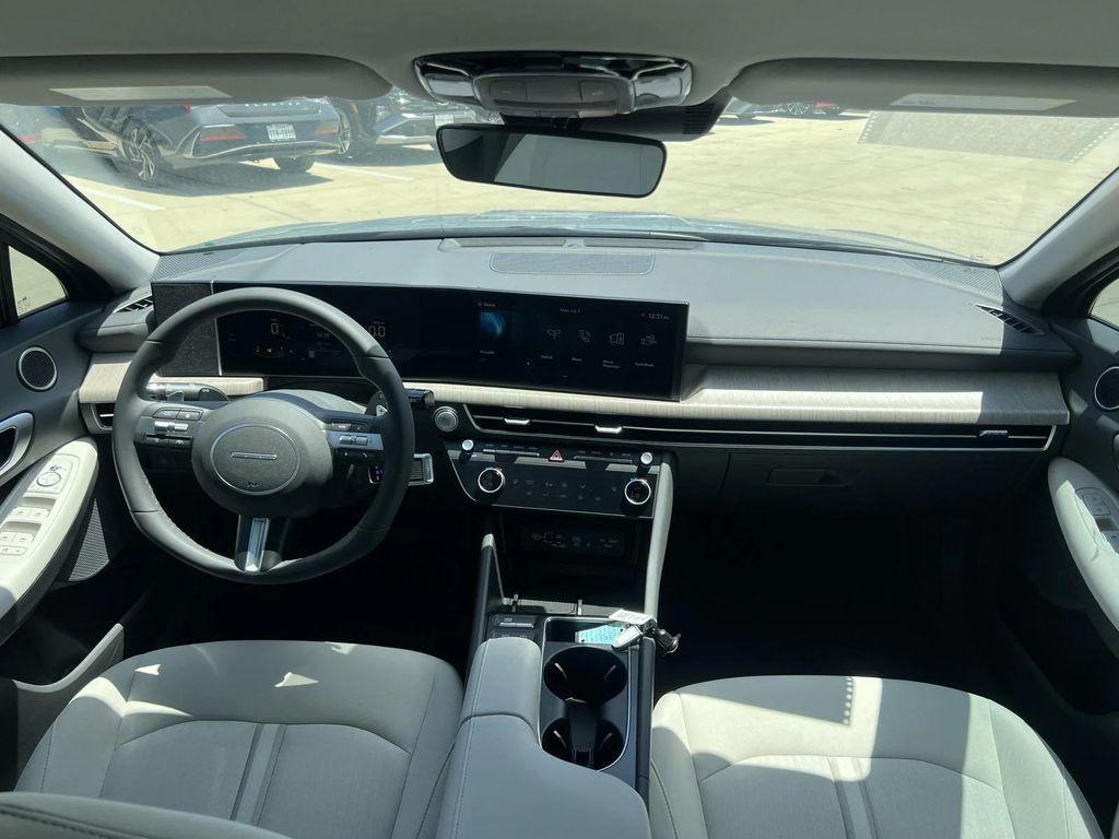 new 2025 Hyundai Sonata Hybrid car, priced at $30,533