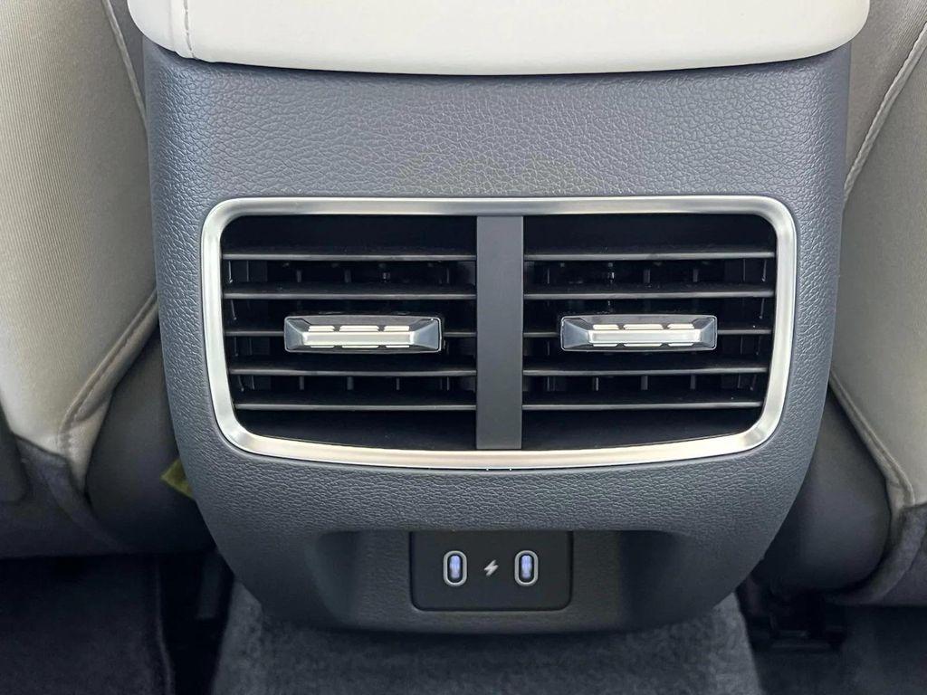 new 2025 Hyundai Sonata Hybrid car, priced at $30,533