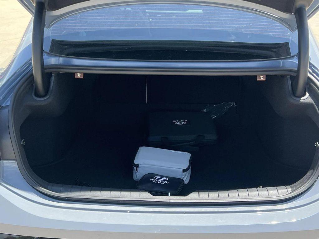 new 2025 Hyundai Sonata Hybrid car, priced at $30,533