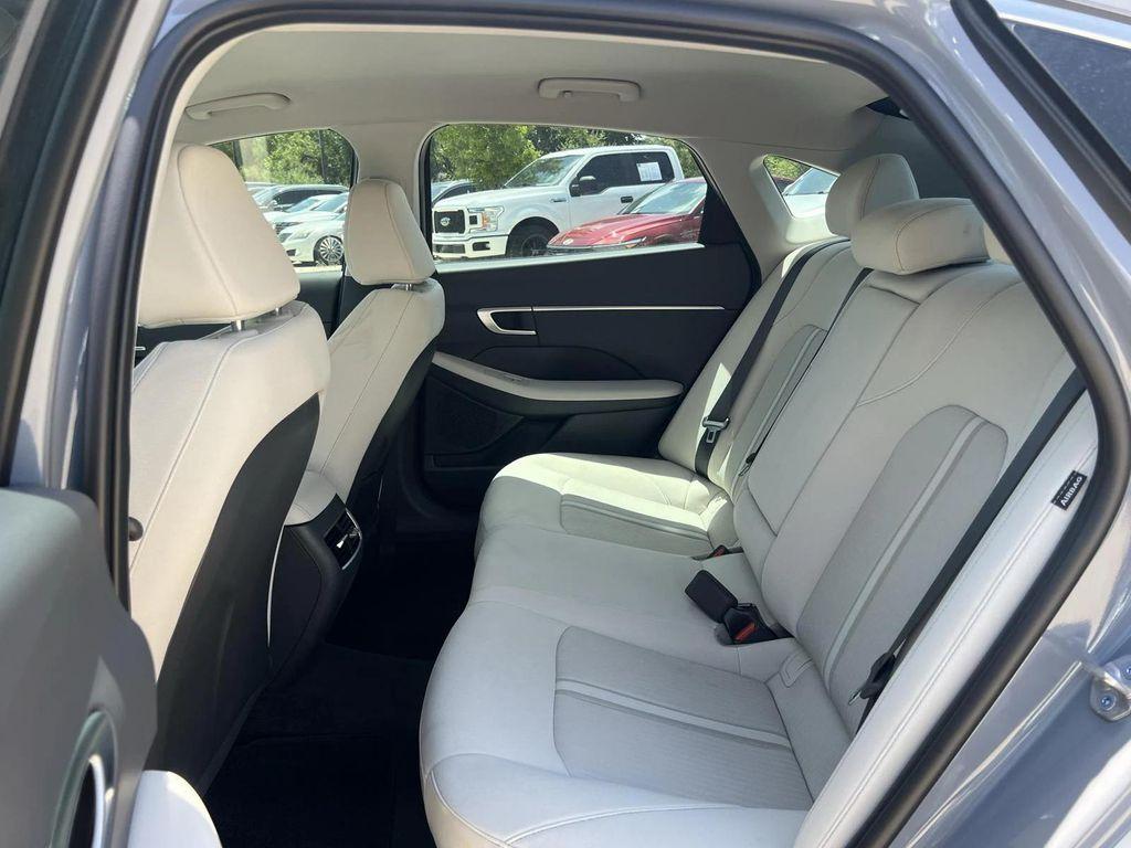 new 2025 Hyundai Sonata Hybrid car, priced at $30,533
