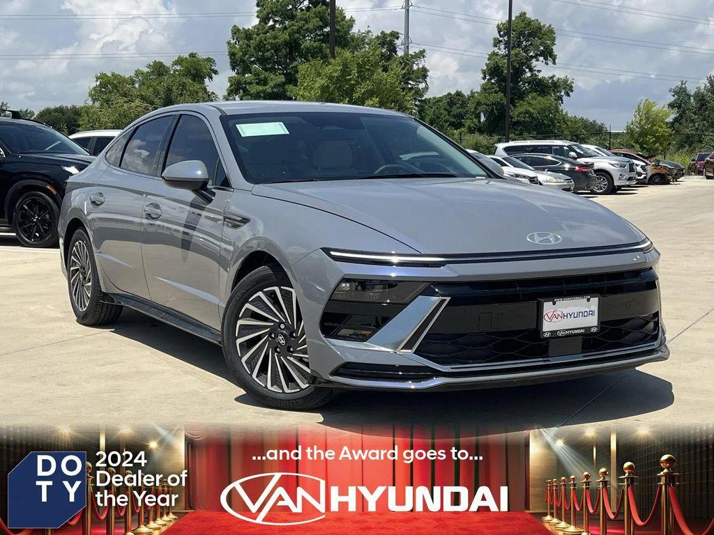 new 2025 Hyundai Sonata Hybrid car, priced at $30,533