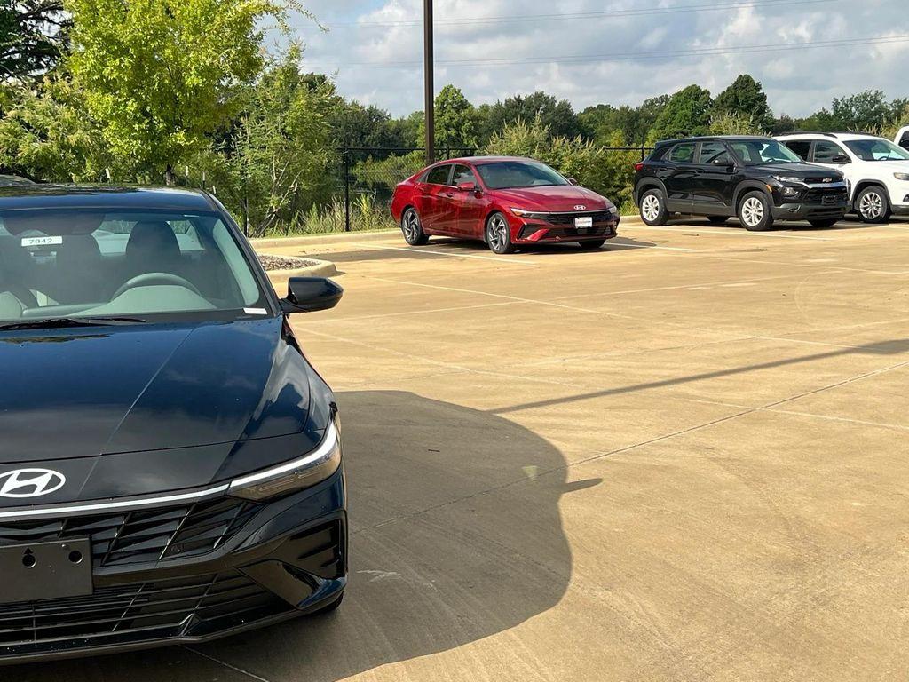 new 2025 Hyundai Elantra car, priced at $24,467
