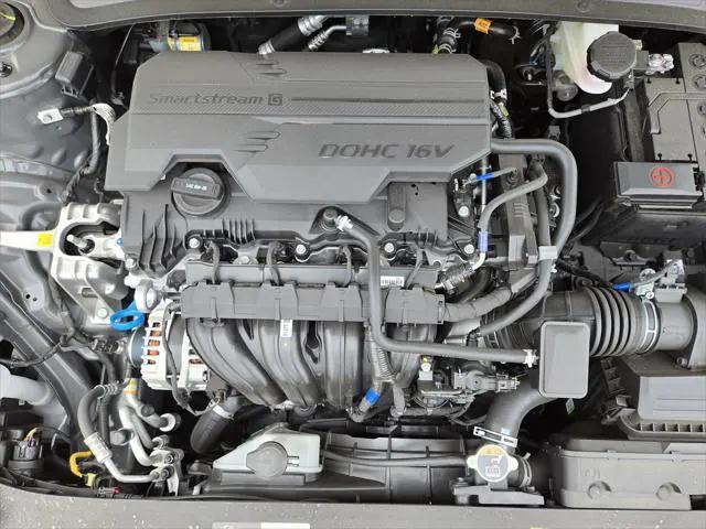new 2025 Hyundai Elantra car, priced at $22,885