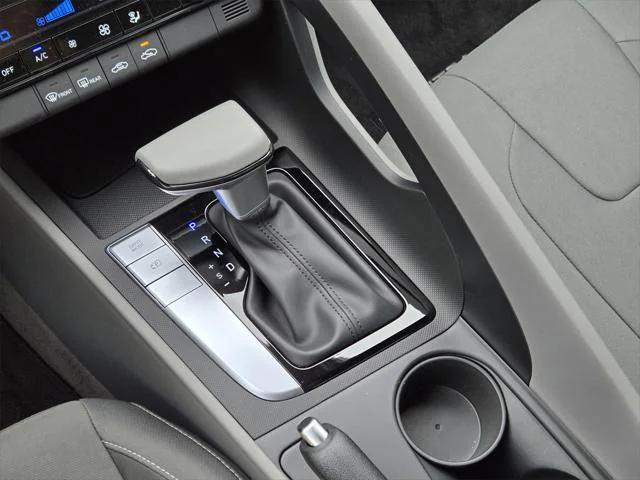 new 2025 Hyundai Elantra car, priced at $23,085