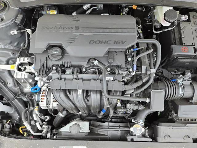 new 2025 Hyundai Elantra car, priced at $23,085