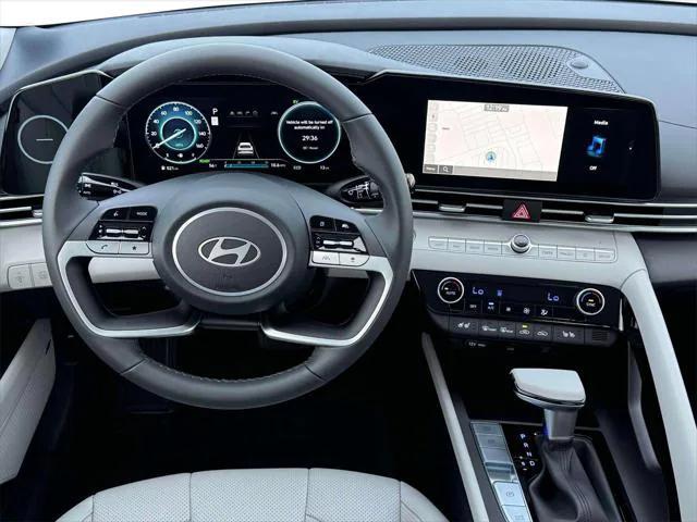 new 2025 Hyundai Elantra car, priced at $30,552