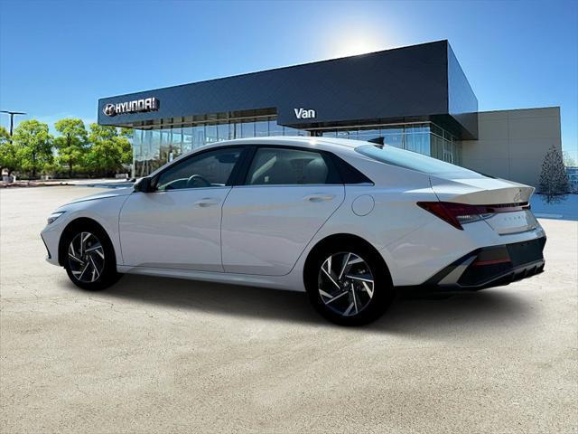new 2025 Hyundai Elantra car, priced at $30,552