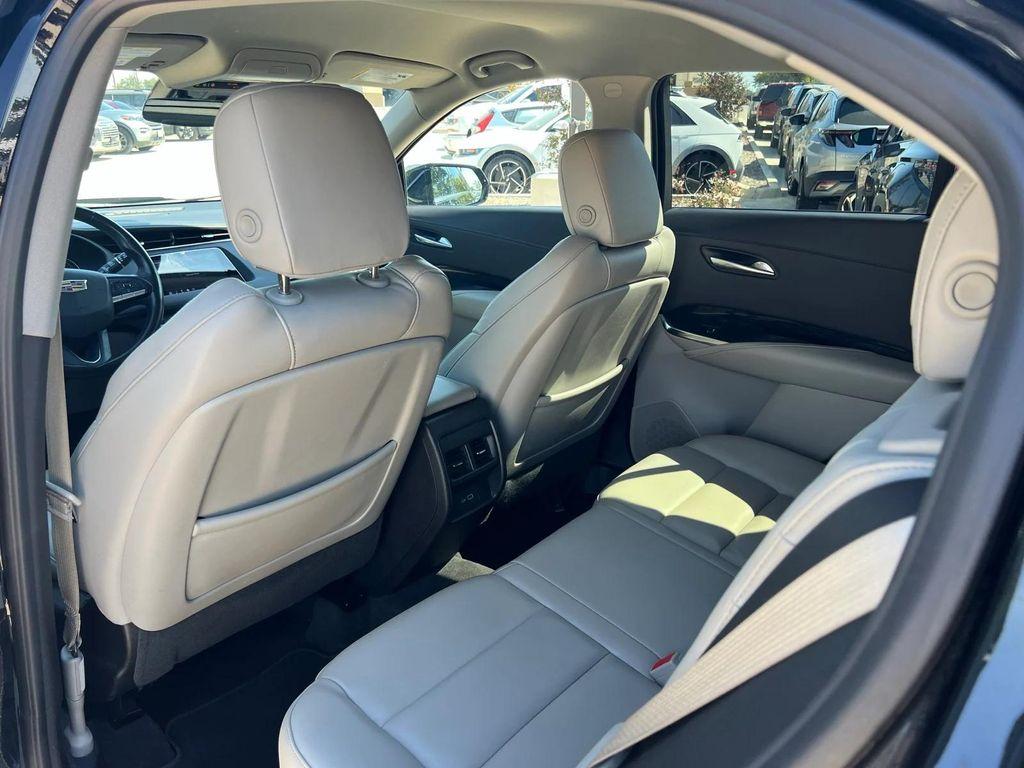 used 2023 Cadillac XT4 car, priced at $21,544